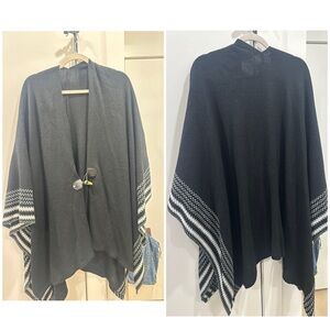 Black and White Knit Poncho